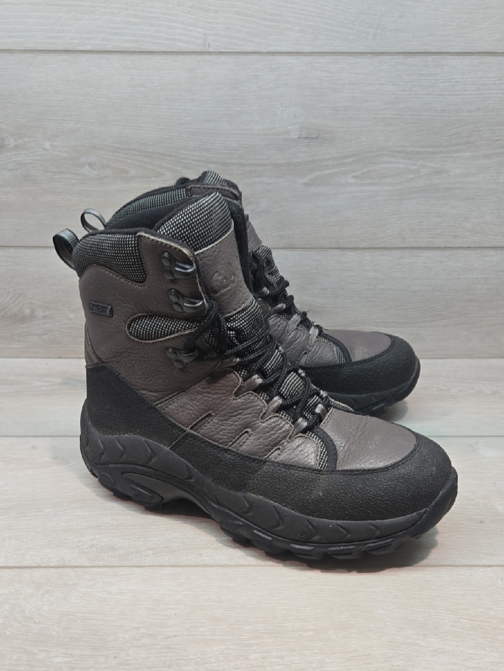 Cabelas Mens Dry Plus Thinsulate Gray& Black Insulated Hiking Boots Shoes Sz 9D